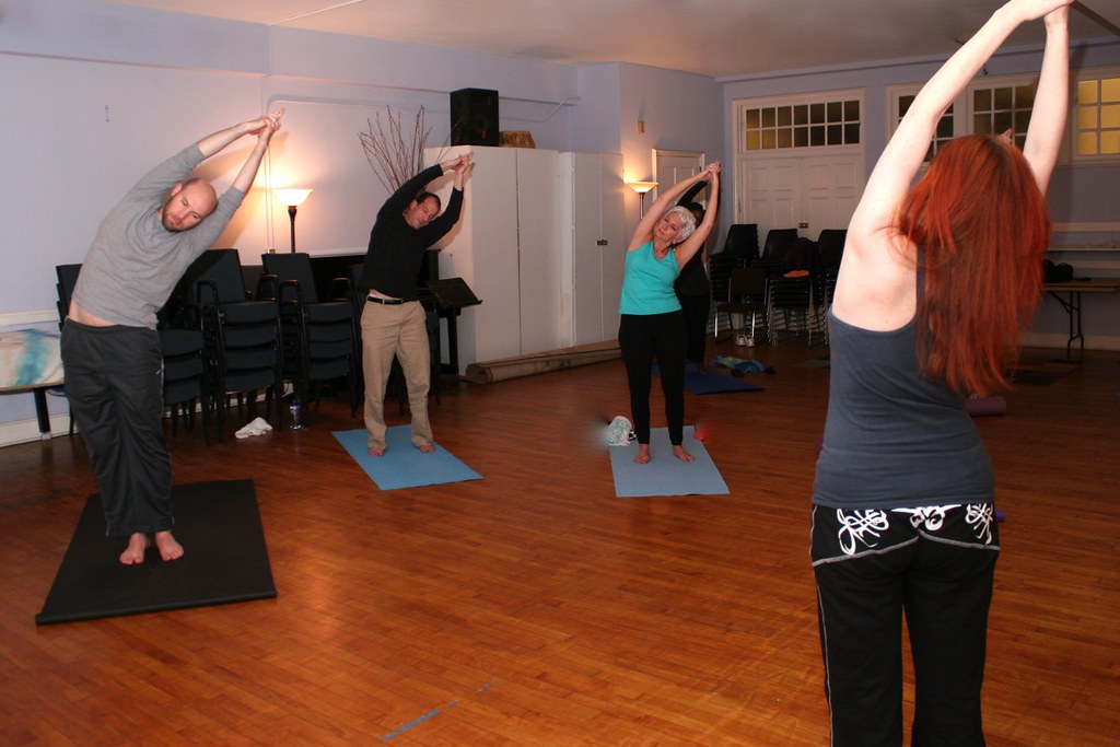 yoga-back-pain-synergybyjasmine.com